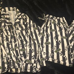 MeUndies Black and White Striped Womens Pajama Set